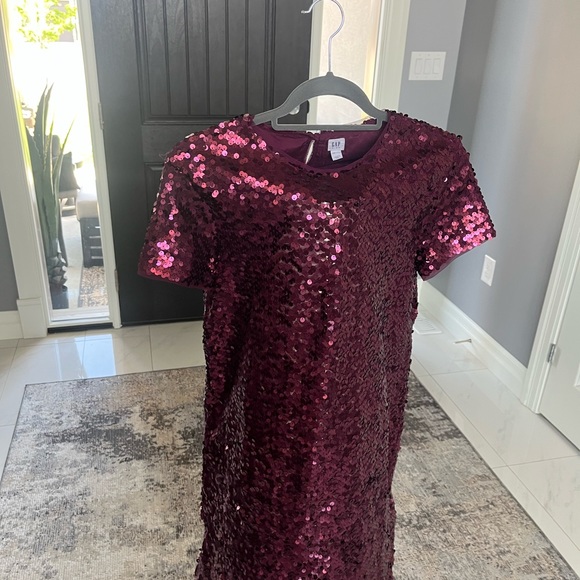 Sequined gap kids, XXL plum coloured holiday dress T-shirt style - Picture 9 of 17